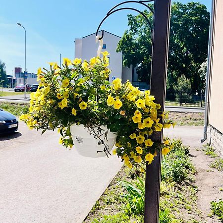 Tallinnhousing Studio For 4 With Free Parking Экстерьер фото